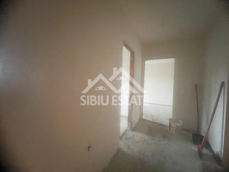 Apartament decomandat cu 3 camere, 2 bai -s.utila 61.57 mp - loc de parcare 