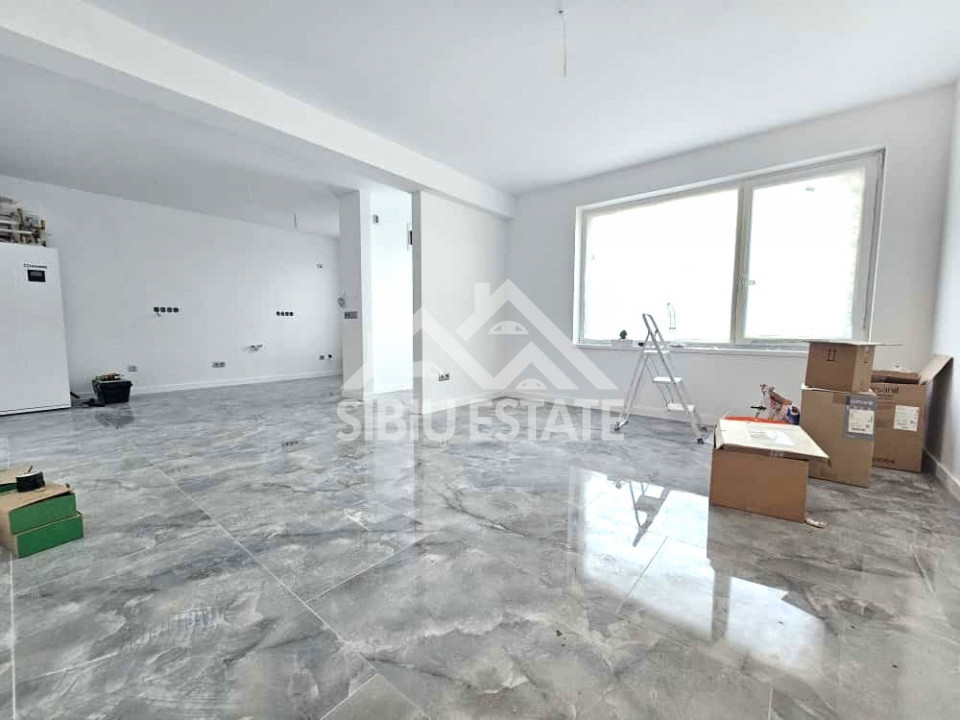 Casa noua la cheie, 4 camere, 2 bai Sibiu Vest