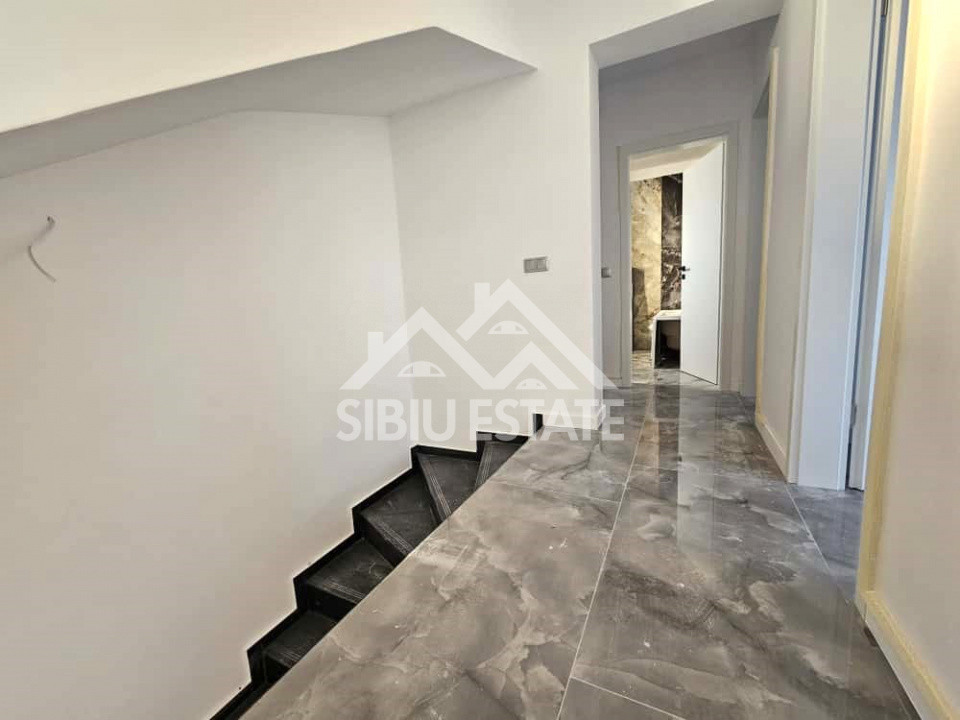 Casa noua la cheie, 4 camere, 2 bai Sibiu Vest