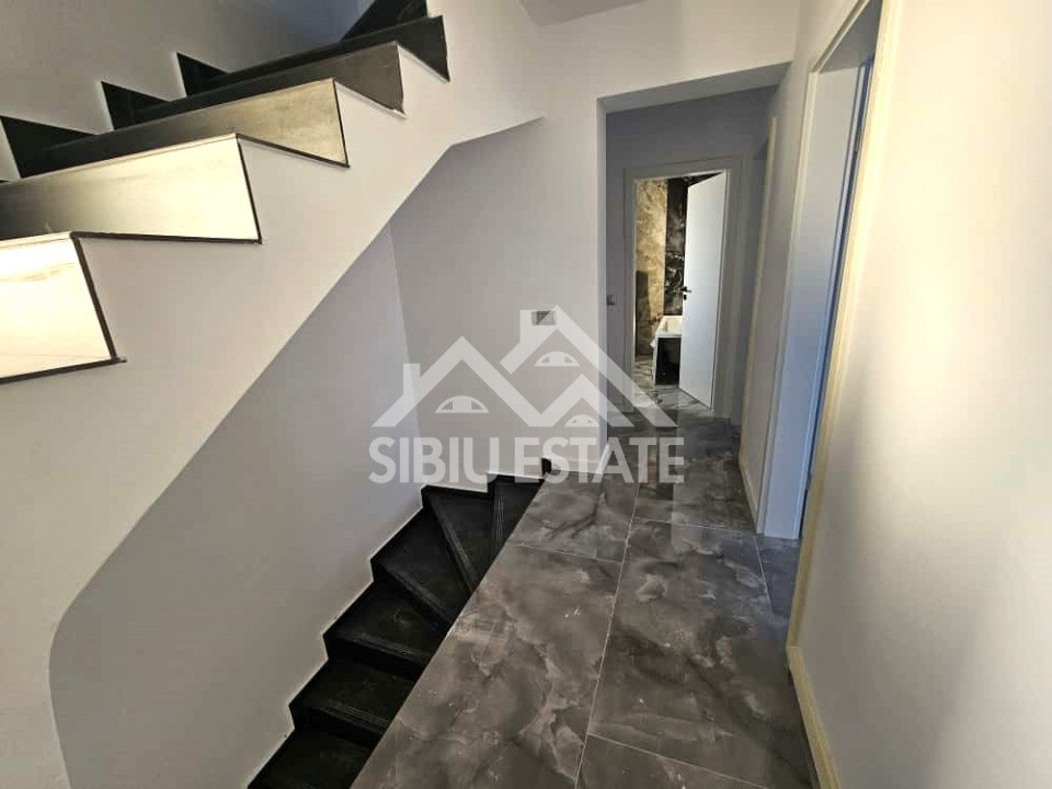 Casa noua la cheie, 4 camere, 2 bai Sibiu Vest