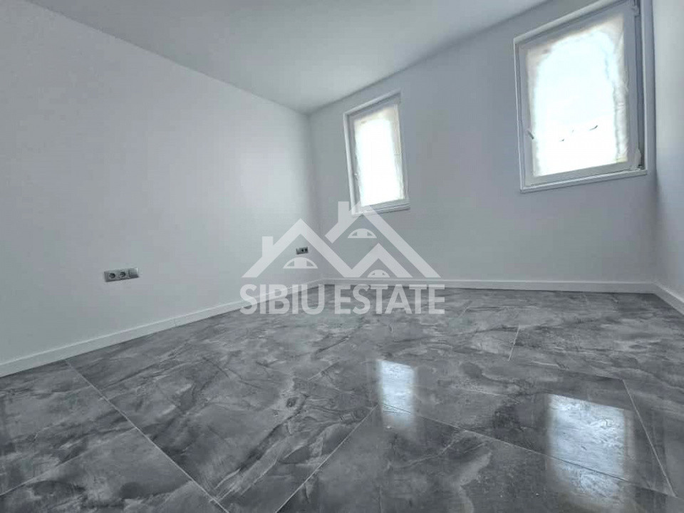 Casa noua la cheie, 4 camere, 2 bai Sibiu Vest