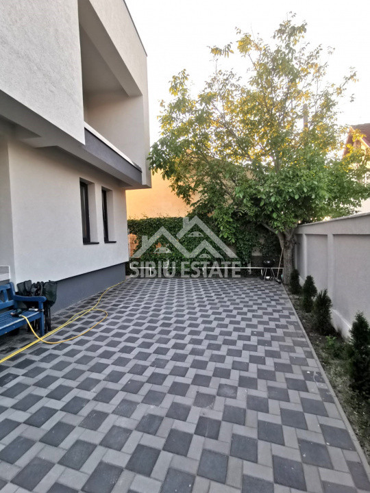 Casa moderna, terasa panoramica, HOME & BUSINESS