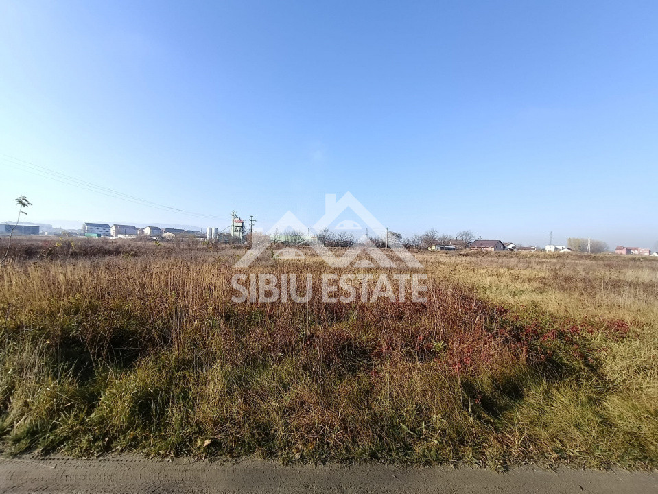 Teren intravilan arabil de vânzare – Sibiu, Strada Henry Coandă