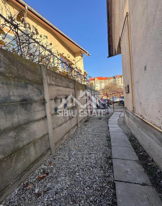 Casa individuala cu teren de 456 mp –Sibiu,  Terezian
