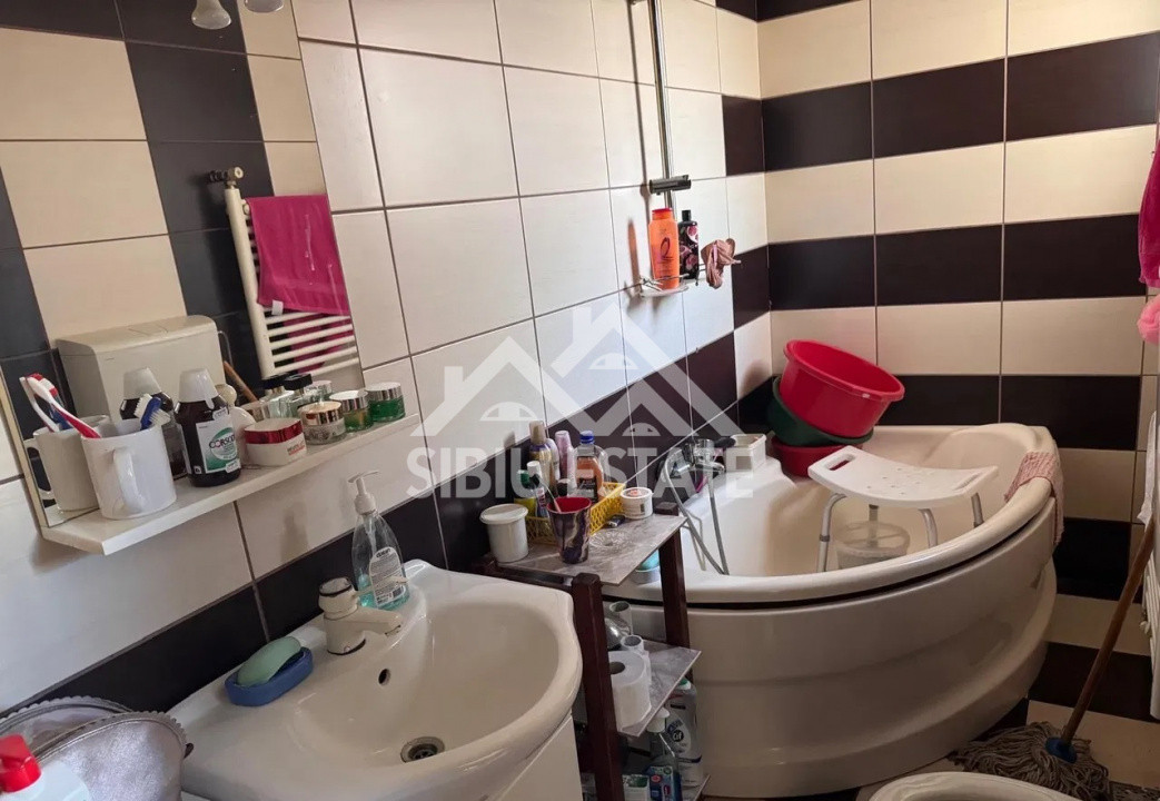 Casa individuala cu teren de 456 mp –Sibiu,  Terezian