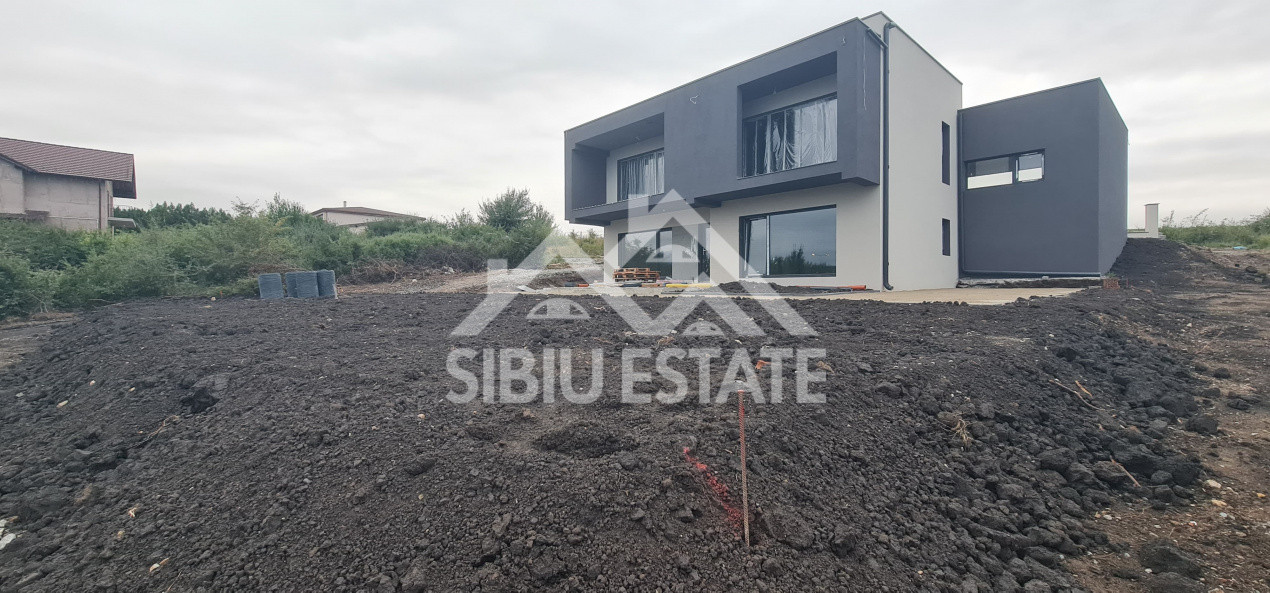 Casă individuală  deosebită în Șelimbăr, Cartierul Tineretului 