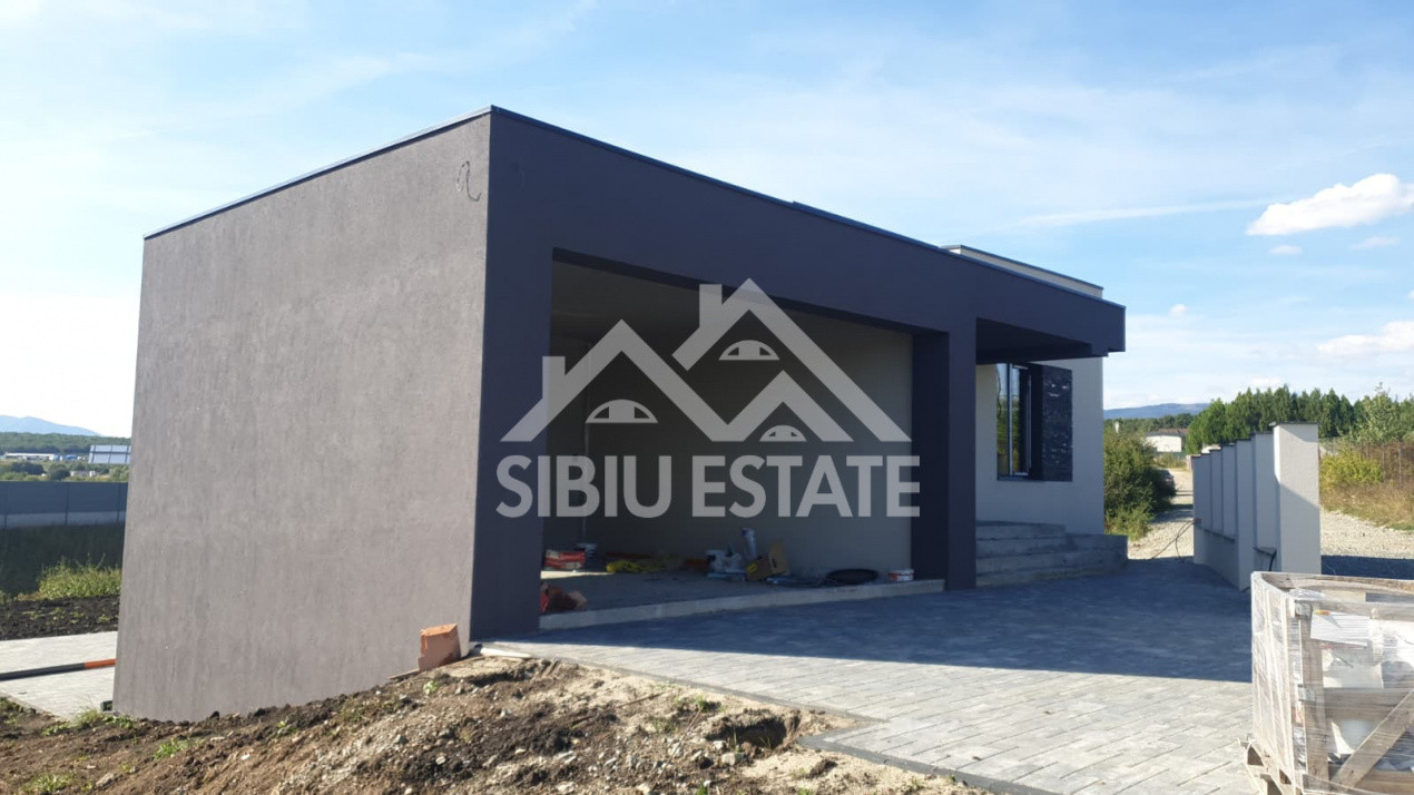 Casă individuală  deosebită în Șelimbăr, Cartierul Tineretului 