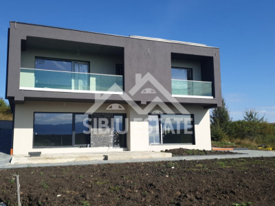 Casă individuală  deosebită în Șelimbăr, Cartierul Tineretului 