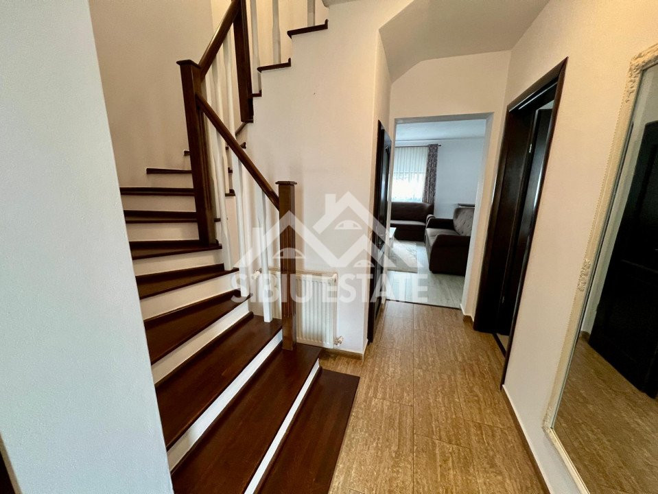 De închiriat: Casă tip duplex spațioasă în Cartierul Arhitecților