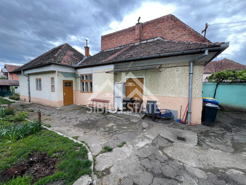 De vânzare: Proprietate cu 2 unități locative – Zona Lupeni, Sibiu