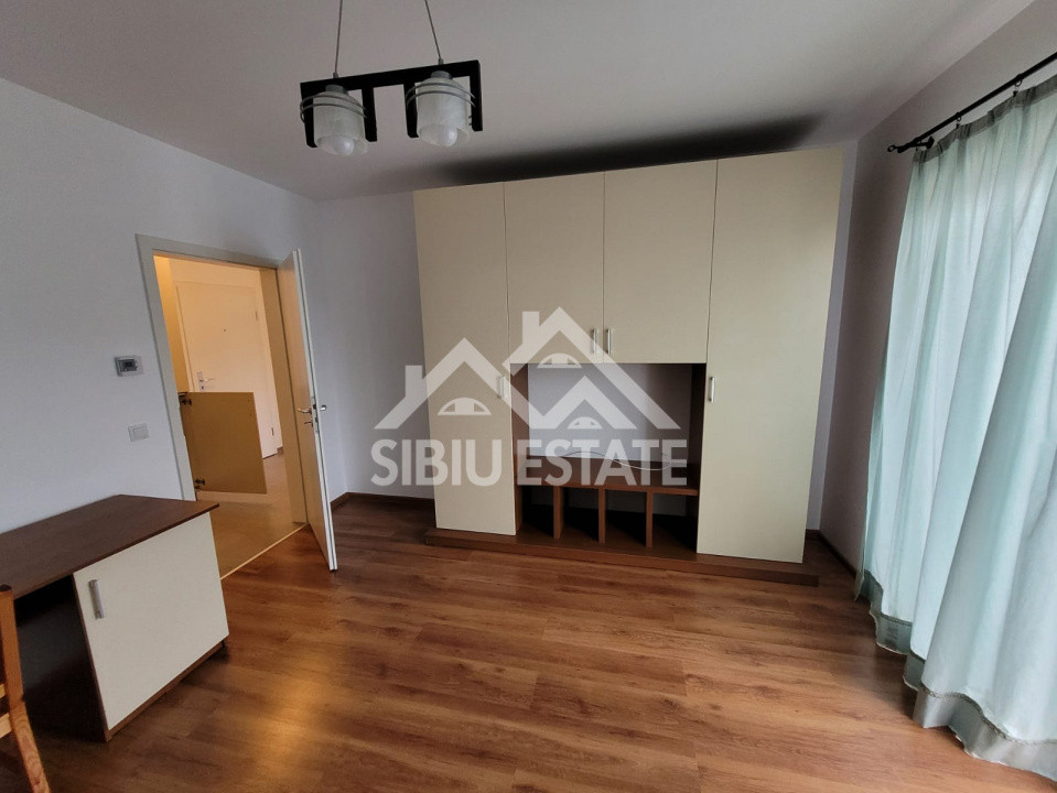 Studio  Mobilat Utilat Avantgarden loc parcare si boxa depozitare 