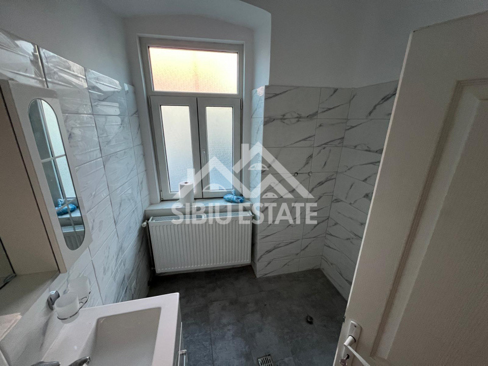 Apartament la casă de vânzare – str. Crișanei, Sibiu 
