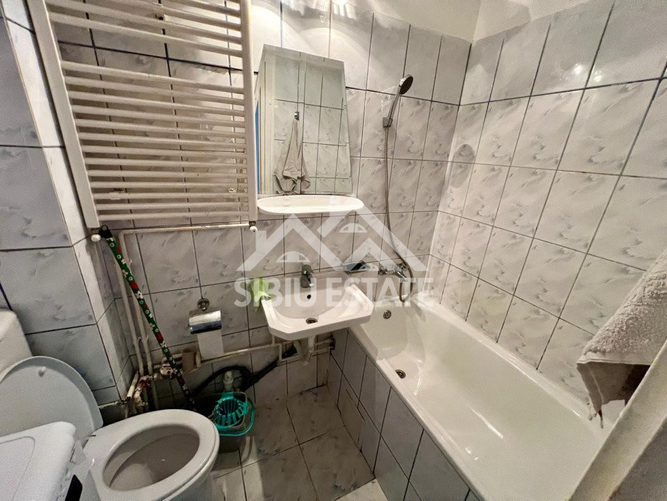 Apartament 2 camere  – etaj 2, zona Țiglari