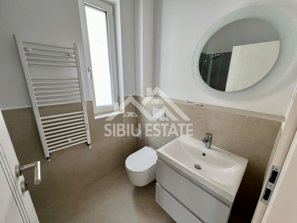  Apartament spațios la parter – ideal locuință sau spațiu comercial