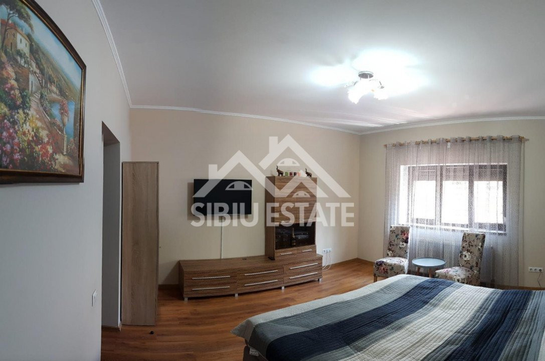 Casa tip duplex 5 camere 350 mp teren terasa cu zona gratar si pivnita