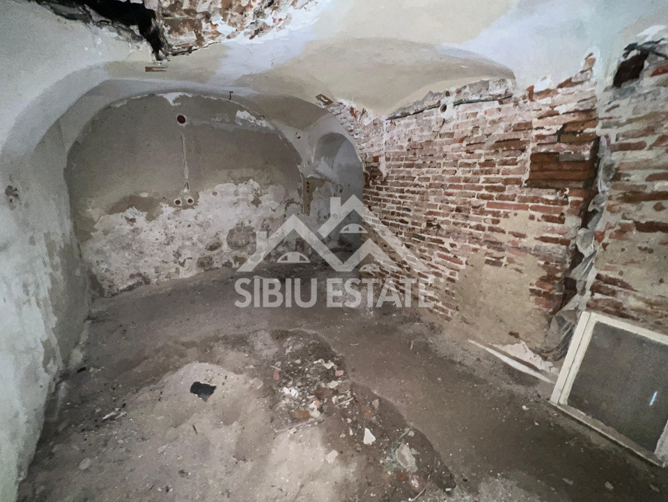  Imobil monument istoric de vânzare – Strada Târgului, Sibiu