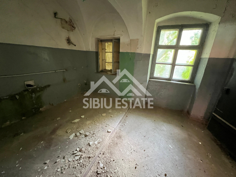  Imobil monument istoric de vânzare – Strada Târgului, Sibiu