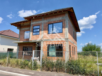  Casă individuală spațioasă  – Cartierul Tineretului,Sibiu